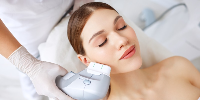 How Fat Freezing and HIFU Work Together? 4 book a personalised consultation of Fat Freezing and HIFU Together Amersham